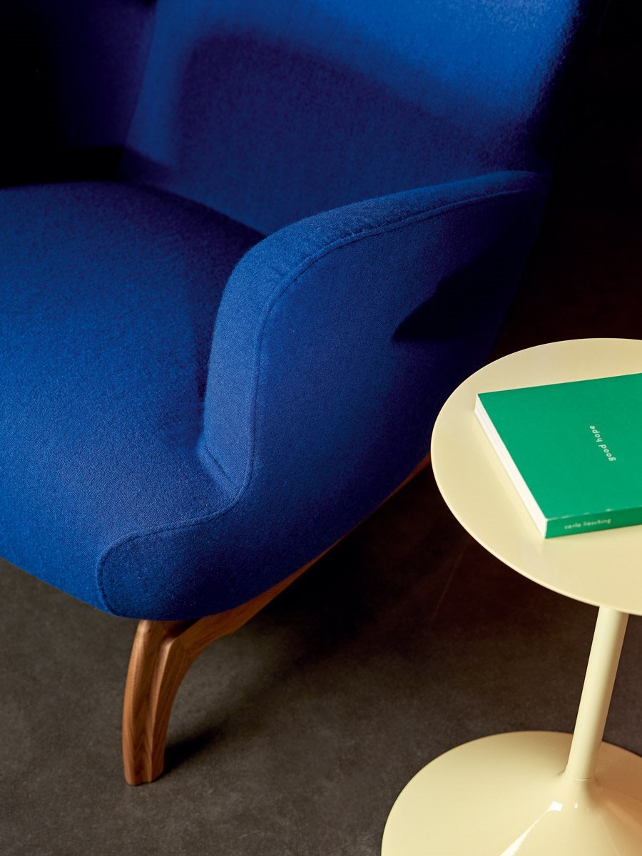 Zanotta_poltronaArdeaCM882_IG06-R32956-noce-web